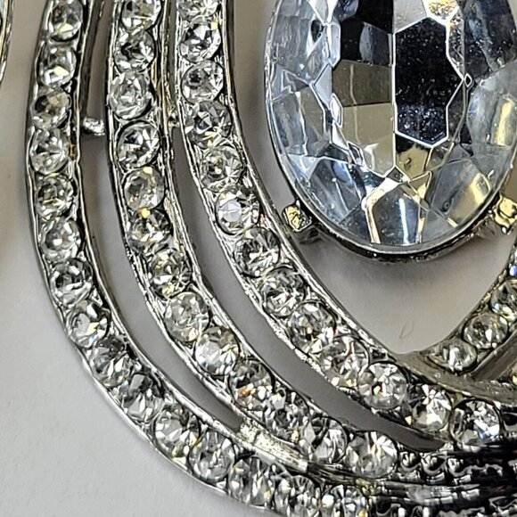 Teardrop Silver Crystal Earrings Bridal Earrings - Picture 5 of 8